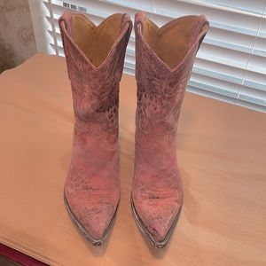 Excellent condition Old Gringo Pink Leopardito Boots Sz. 10!!